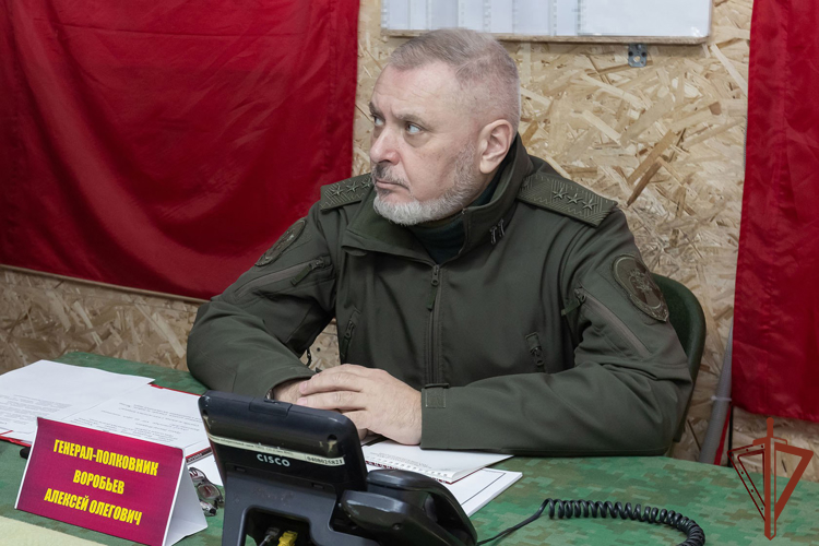 Заместитель директора Росгвардии генерал-полковник Алексей Воробьев проверил организацию служебно-боевой деятельности подразделений ведомства в ДНР (видео)