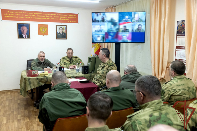 Заместитель директора Росгвардии генерал-полковник Алексей Воробьев проверил организацию служебно-боевой деятельности подразделений ведомства в ДНР (видео)