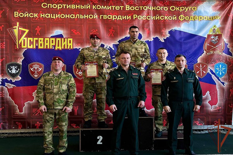 Фестиваль единоборств среди военнослужащих и сотрудников Росгвардии провели в Хабаровске