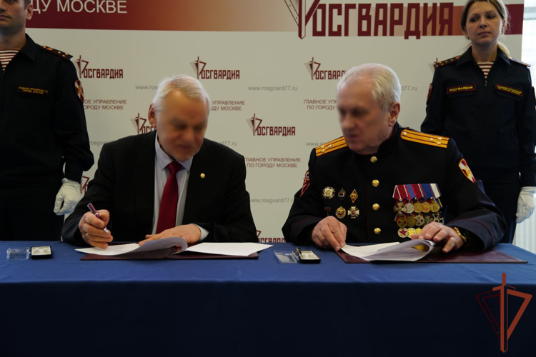 В столичном главке Росгвардии прошёл спортивный праздник для ветеранов 