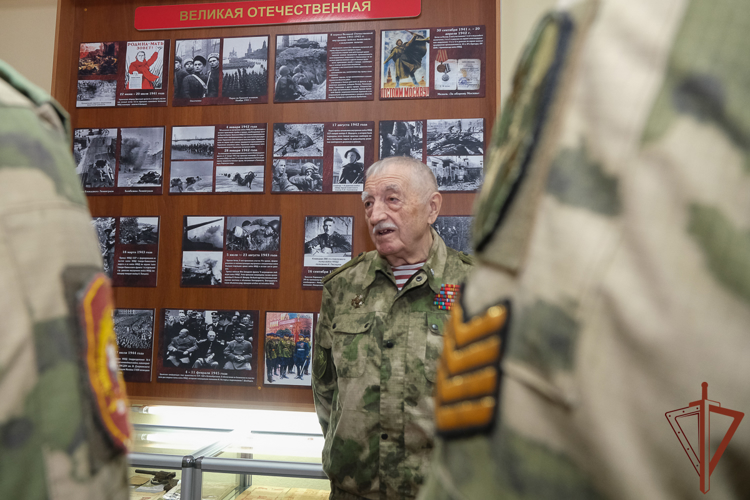 В преддверии 80-летия Великой Победы Росгвардия на Урале презентовала проект «Дети войны»
