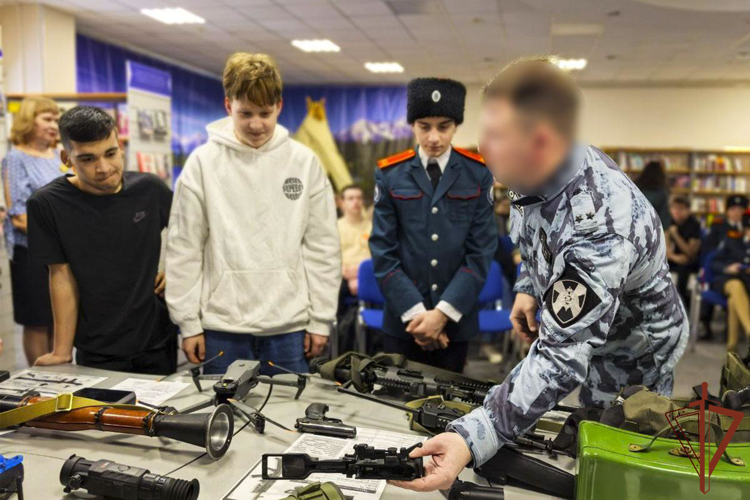 В преддверии юбилея Великой Победы Росгвардия провела серию патриотических мероприятий для уральской молодежи