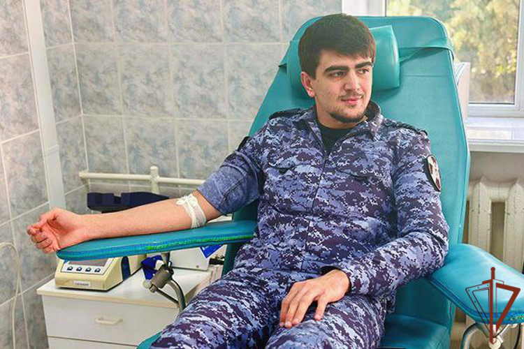 Росгвардейцы в Ингушетии поддержали ведомственную акцию «От сердца к сердцу»