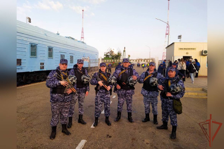 Росгвардейцы обеспечили безопасность транспортировки ракеты-носителя «Союз-2.1а» на космодроме «Байконур»