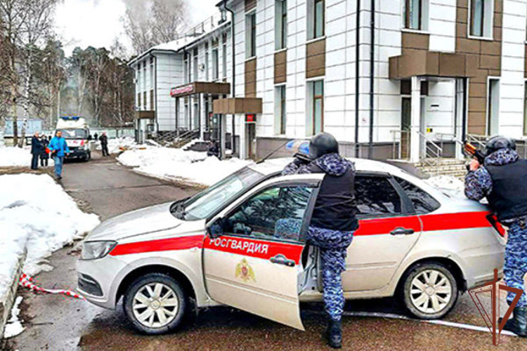 Сотрудники Росгвардии приняли участие в межведомственной антитеррористической тренировке в Подмосковье (видео)