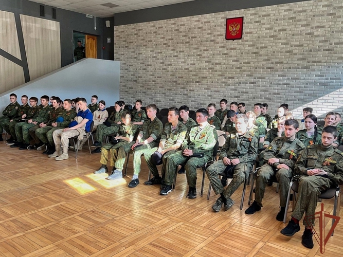 В Северо-Кавказском округе росгвардейцы проводят патриотические мероприятия для подрастающего поколения