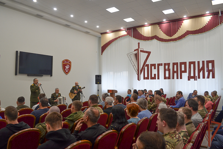 Музыкально-патриотические мероприятия прошли в Уральском округе Росгвардии