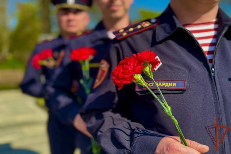В Центральном округе Росгвардии прошли мероприятия, посвященные 39-й годовщине Чернобыльской катастрофы