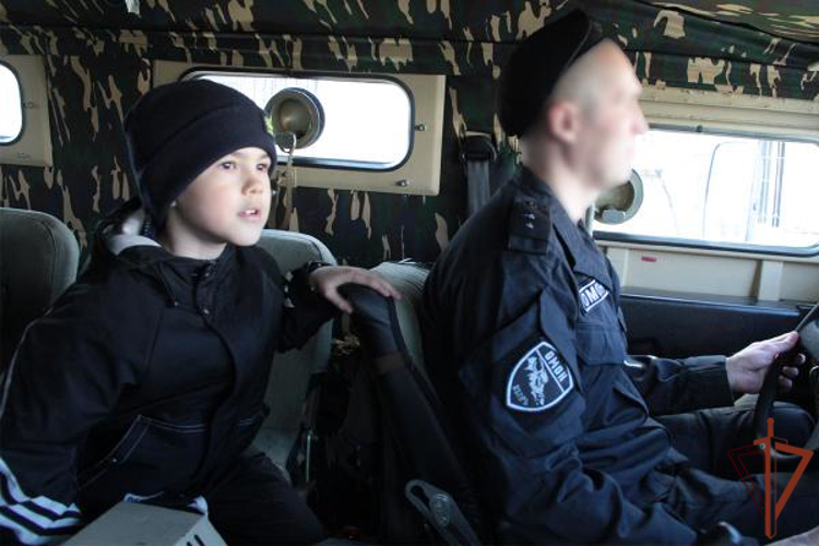 Цикл патриотических мероприятий провела Росгвардия на Урале в рамках Года защитника Отечества 