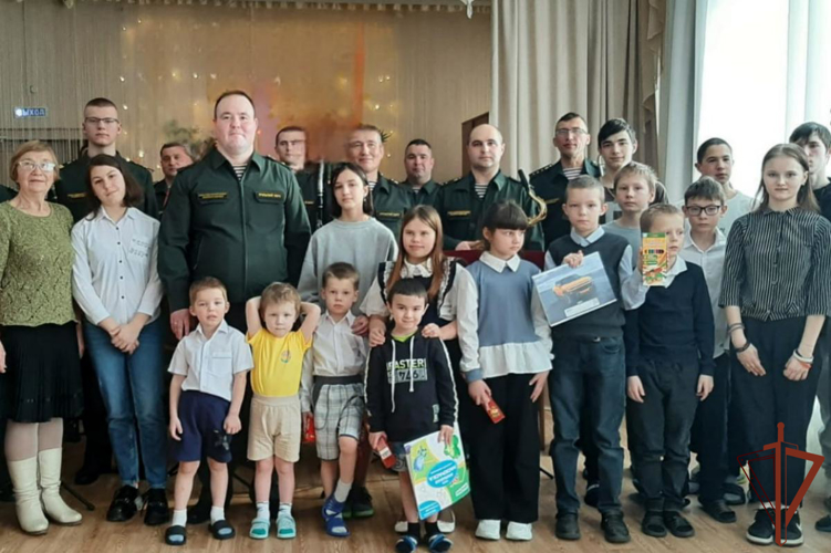 Военные музыканты Уральского округа Росгвардии приняли участие в мероприятиях Года защитника Отечества  