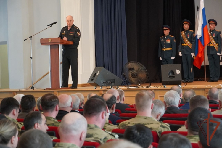 Военнослужащие соединения Центрального округа Росгвардии по охране важных государственных объектов отметили профессиональный праздник