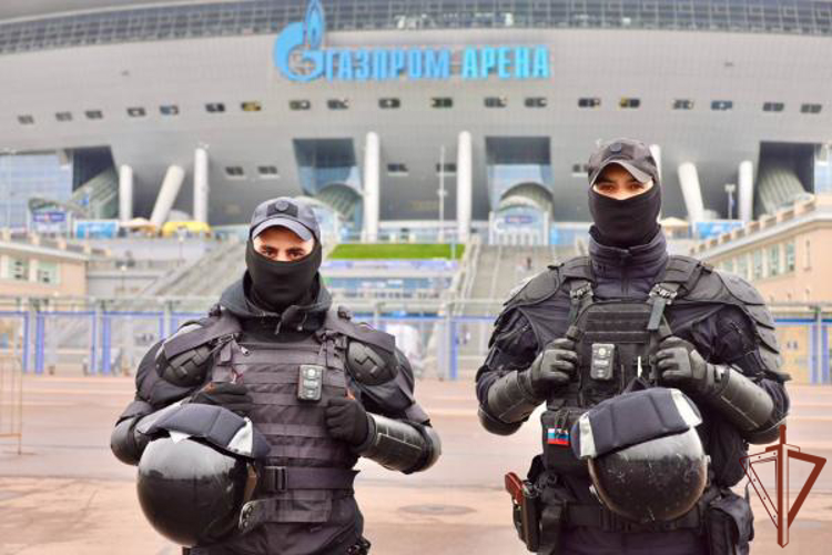 Безопасность матча РПЛ в Санкт-Петербурге обеспечили росгвардейцы