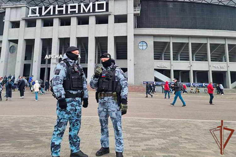 Безопасность проведения футбольных матчей 26-го тура РПЛ обеспечили росгвардейцы в Москве