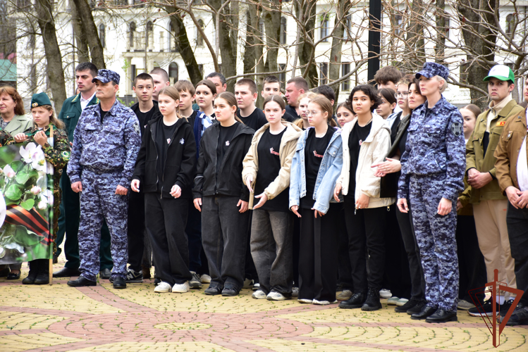 Международную акцию «Сад памяти» поддержали росгвардейцы в Адыгее 