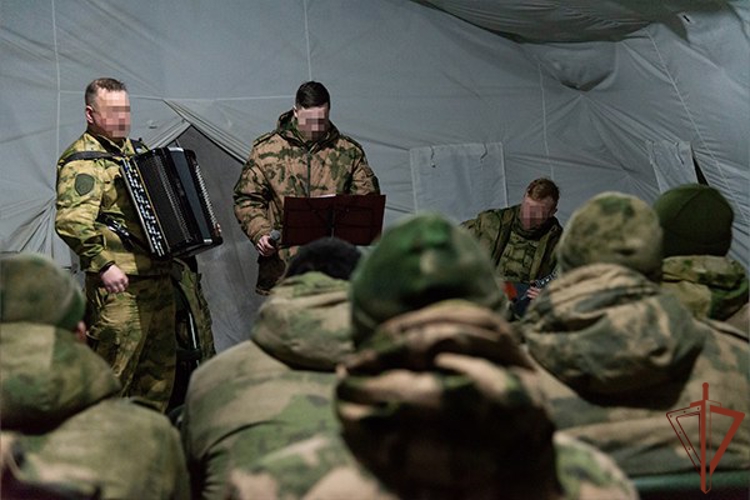Фронтовая концертная бригада Росгвардии выступила в зоне СВО