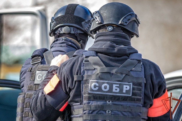 Спецназ Росгвардии обеспечил силовое сопровождение мероприятий по задержанию членов банд Басаева и Хаттаба