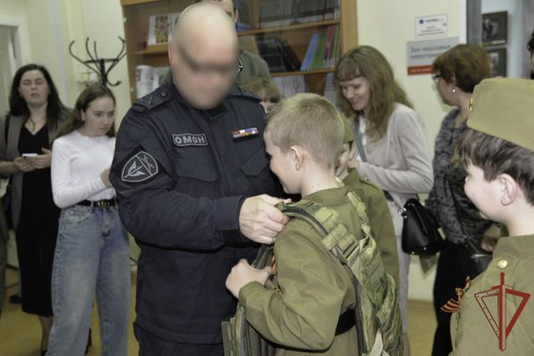На Урале росгвардейцы провели мероприятия в преддверии 80-летия Победы в Великой Отечественной войне 