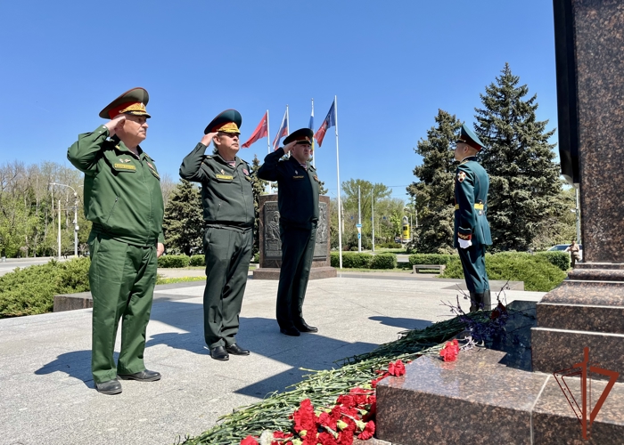 Автопробег к 80-летию Победы провели ветераны Южного округа Росгвардии