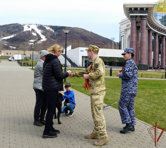 Ко Всероссийской акции «Георгиевская лента» присоединились росгвардейцы из Восточного округа