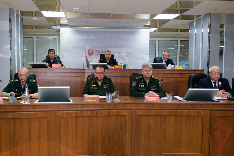 В Уральском округе Росгвардии состоялось расширенное оперативное совещание  
