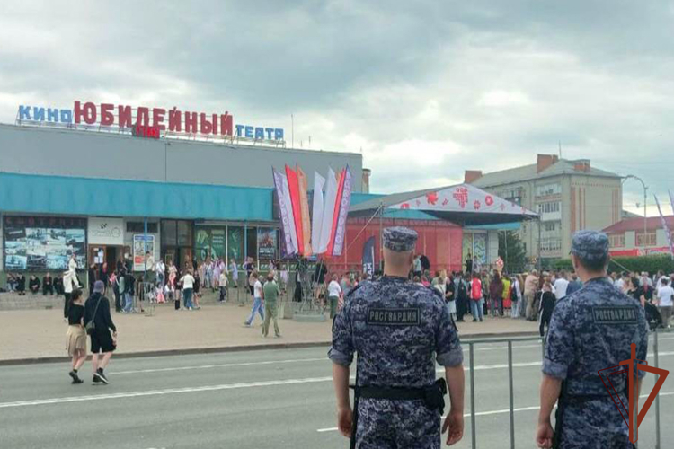Сотрудники Росгвардии обеспечили безопасность массовых мероприятий на Урале 