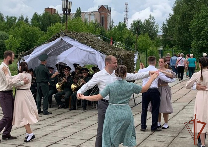В Уральском округе Росгвардии почтили память погибших в годы Великой Отечественной войны