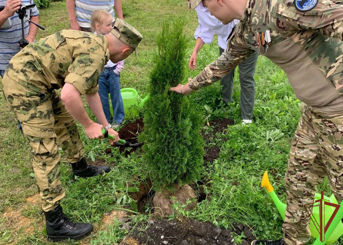 В Уральском округе Росгвардии почтили память погибших в годы Великой Отечественной войны