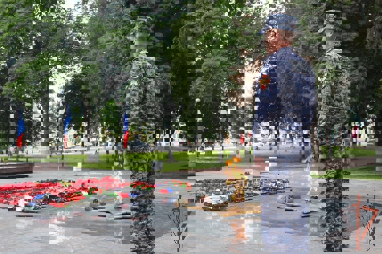 Посвященные Дню памяти и скорби мероприятия прошли в Северо-Западном округе Росгвардии 
