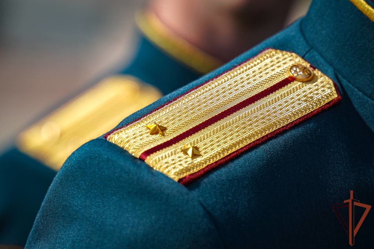 Первый выпуск офицеров Военной ордена Жукова академии войск национальной гвардии Российской Федерации состоялся в Санкт-Петербурге (видео)