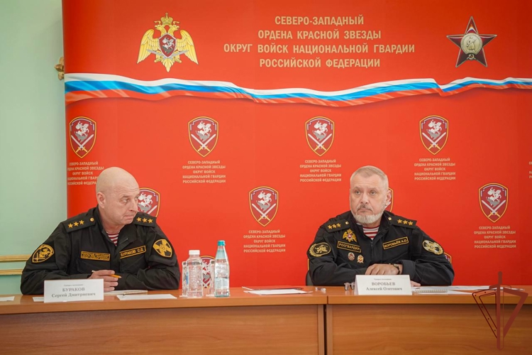 Генерал-полковник Алексей Воробьёв проверил готовность к выпуску офицеров Военной академии Росгвардии