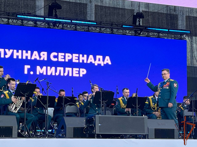 В Сыктывкаре военный оркестр Росгвардии выступил на фестивале «Дух Севера»