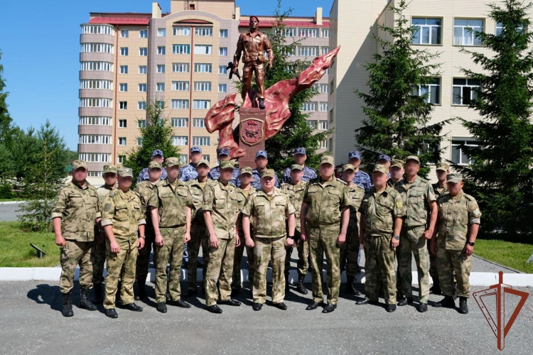 Учебный сбор со специалистами по вооружению и материально-техническому обеспечению завершился в Сибирском округе Росгвардии