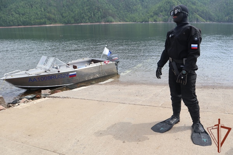 Учебно-практический сбор водолазного состава подразделений Сибирского округа Росгвардии прошел в Красноярском крае