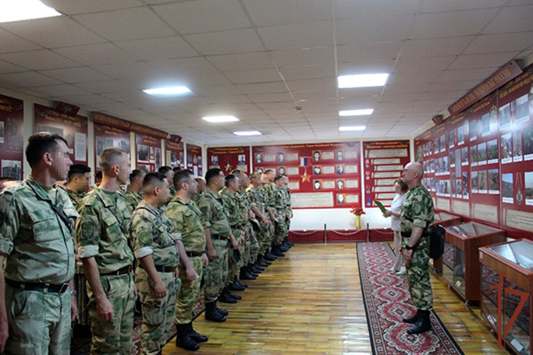 Учебный сбор с офицерами военно-политической работы завершился в Южном округе Росгвардии