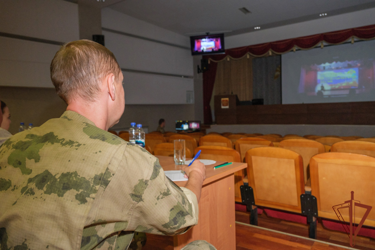 В Уральском округе Росгвардии подвели итоги окружного этапа фестиваля детской патриотической песни