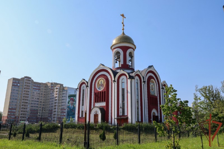 В День крещения Руси в главный храм Росгвардии доставили иконы небесных покровителей отрядов спецназа ведомства (видео)