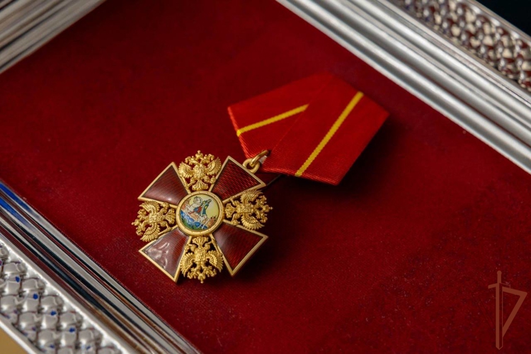 Директор Росгвардии вручил орден Александра Невского ветерану Великой Отечественной войны генерал-майору Евгению Чусову (видео)