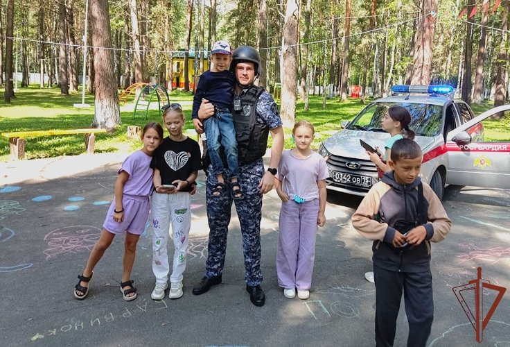 Ведомственная акция «Каникулы с Росгвардией» проходит в регионах Сибири 