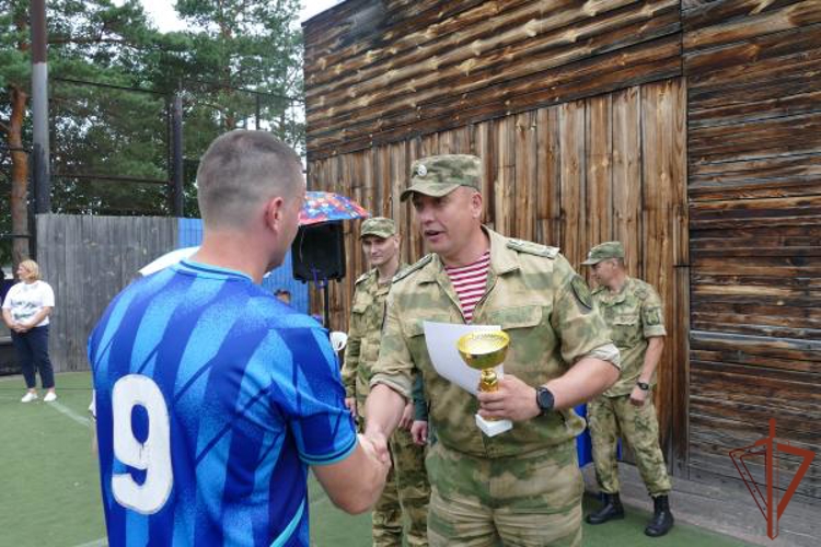 Чемпионат Сибирского округа Росгвардии по мини-футболу завершился в Омске