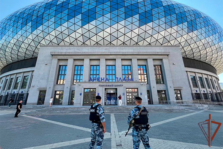 Сотрудники Росгвардии обеспечили безопасность футбольных матчей в Москве