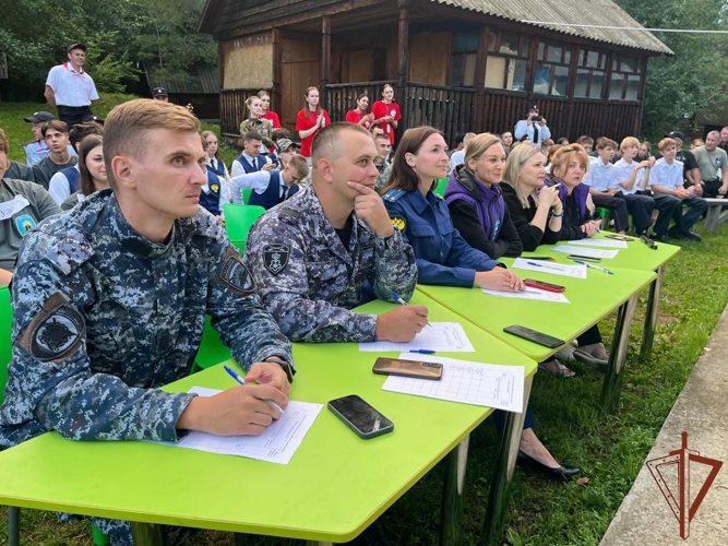 Ведомственная акция «Каникулы с Росгвардией» проходит в регионах Сибири