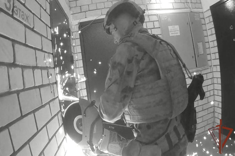 Организаторы студии незаконной видеоиндустрии в Чебоксарах задержаны при содействии спецназа Росгвардии
