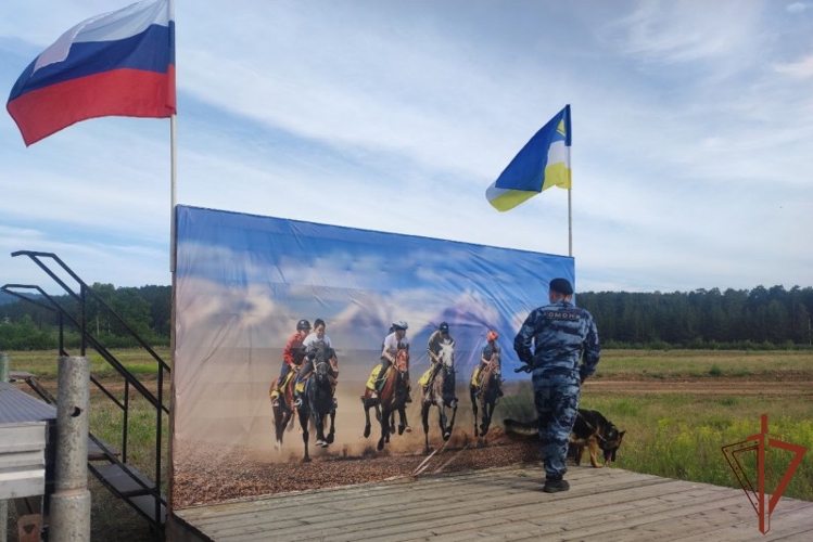 На Дальнем Востоке росгвардейцы обеспечили безопасность национальных праздников  