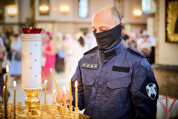 День любви, семьи и верности отметили в Южном округе Росгвардии