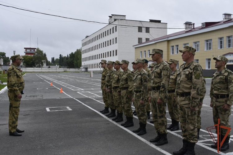 ‎В Уральском округе Росгвардии подвели итоги конкурса «Лучший старшина подразделения»