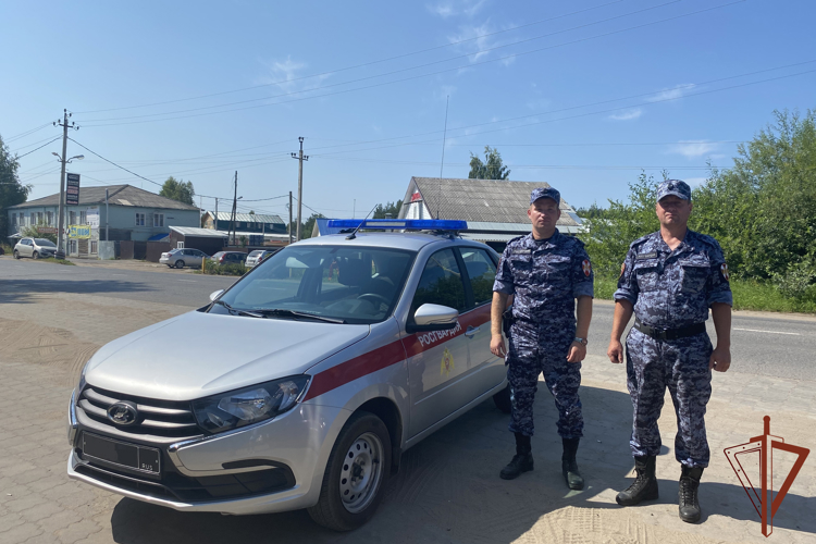 В Вологодской области росгвардейцы спасли мужчину от необдуманного поступка