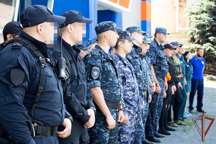 При содействии спецназа Росгвардии прошли профилактические рейды в акваториях рек Ростовской области