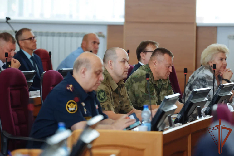 В Благовещенске Росгвардия приняла участие в учении по ликвидации очага опасного заболевания животных