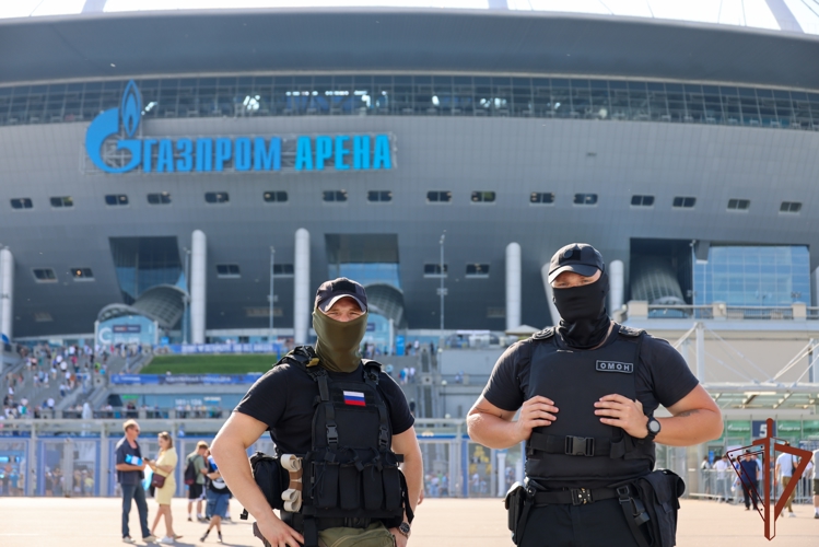 Безопасность матча РПЛ в Санкт-Петербурге обеспечили росгвардейцы