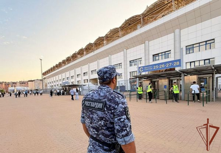 В Дагестане росгвардейцы обеспечили правопорядок на футбольном матче Российской премьер-лиги